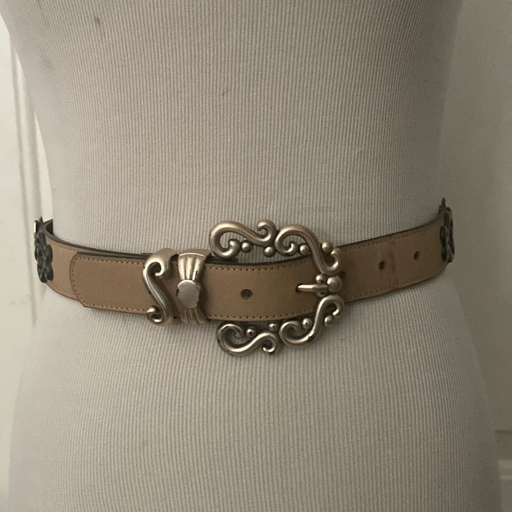 Vintage 90s Streets Ahead large Buckle Statement Belt Conchos leather small